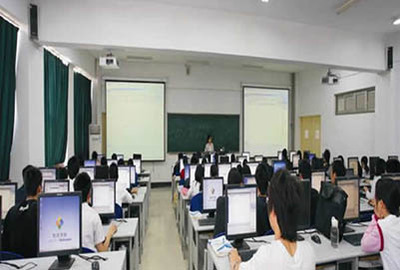 南充郵電工業(yè)學(xué)校 計(jì)算機(jī)應(yīng)用專業(yè)（中專+大專）——軟硬件技能雙修，開(kāi)啟信息技術(shù)未來(lái)